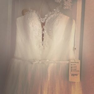 Wedding dress
